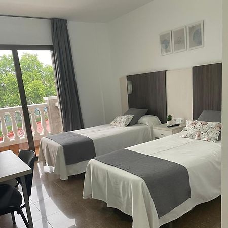 Hotel Morell ภายนอก รูปภาพ